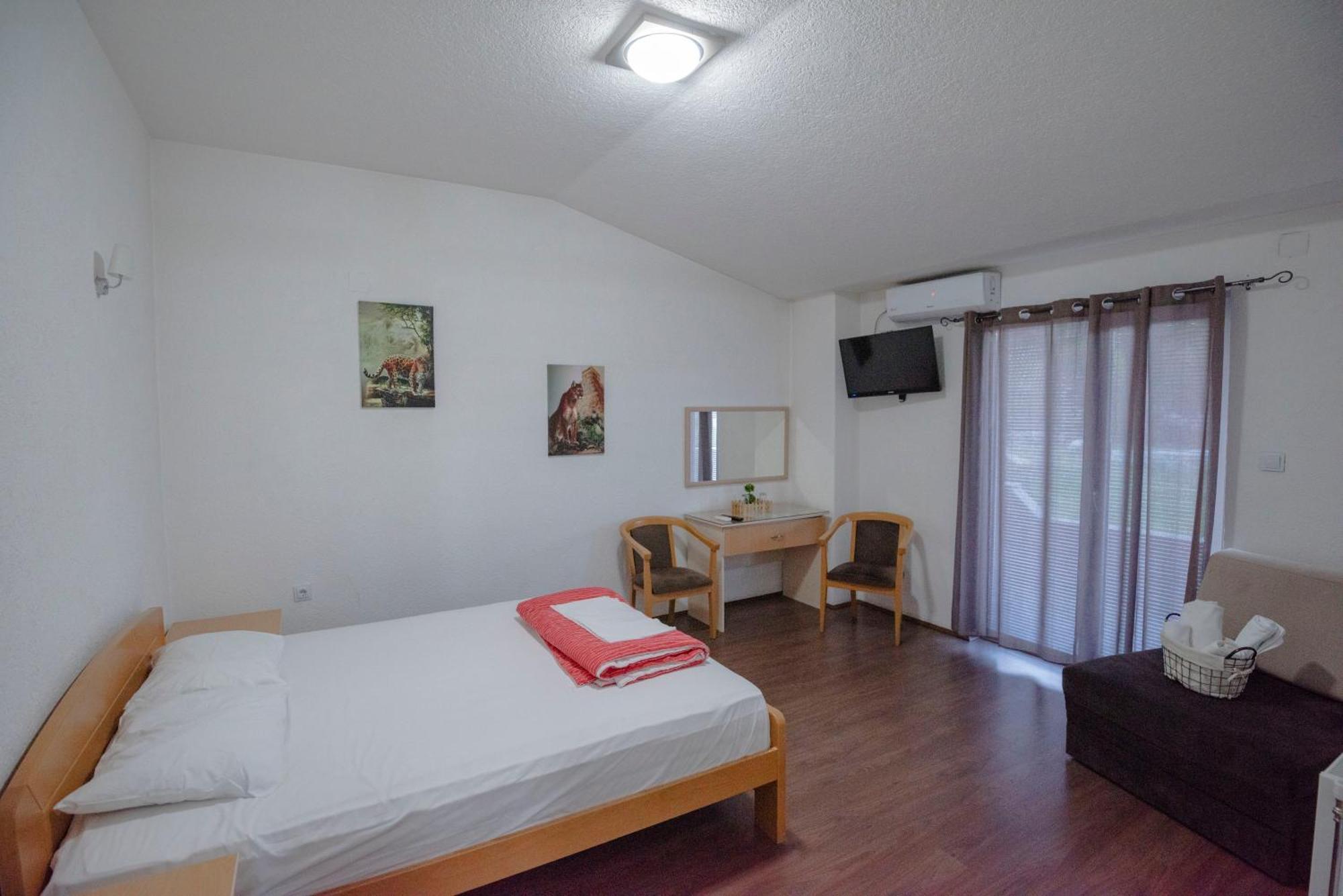 Hotel Kiko Bitola Buitenkant foto